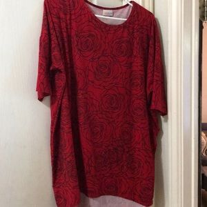 LuLaRoe red rose Irma 🌹🌹